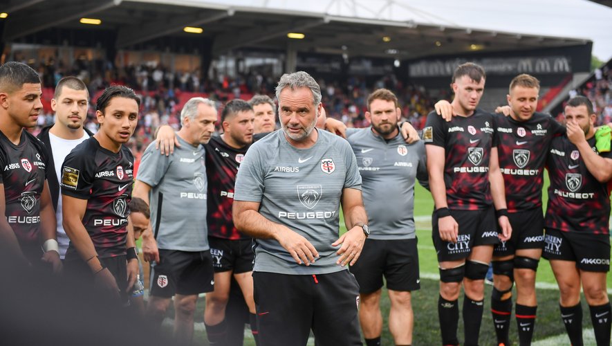 Top 14 - "Catastrophiques les mecs" : la causerie musclée d'Ugo Mola (Stade toulousain) à ses joueurs
