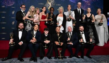 Aux Emmy Awards, le triomphe de Stephen Colbert, présentateur licencié par sa chaîne