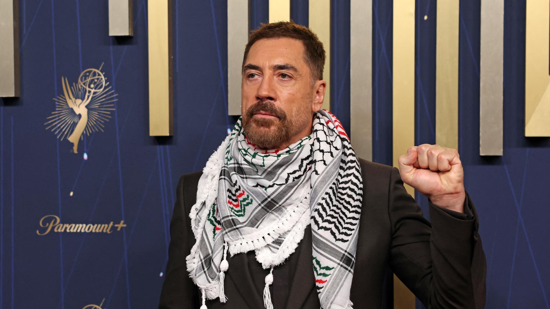 Aux Emmy Awards, Javier Bardem lance « Free Palestine » vêtu d’un keffieh