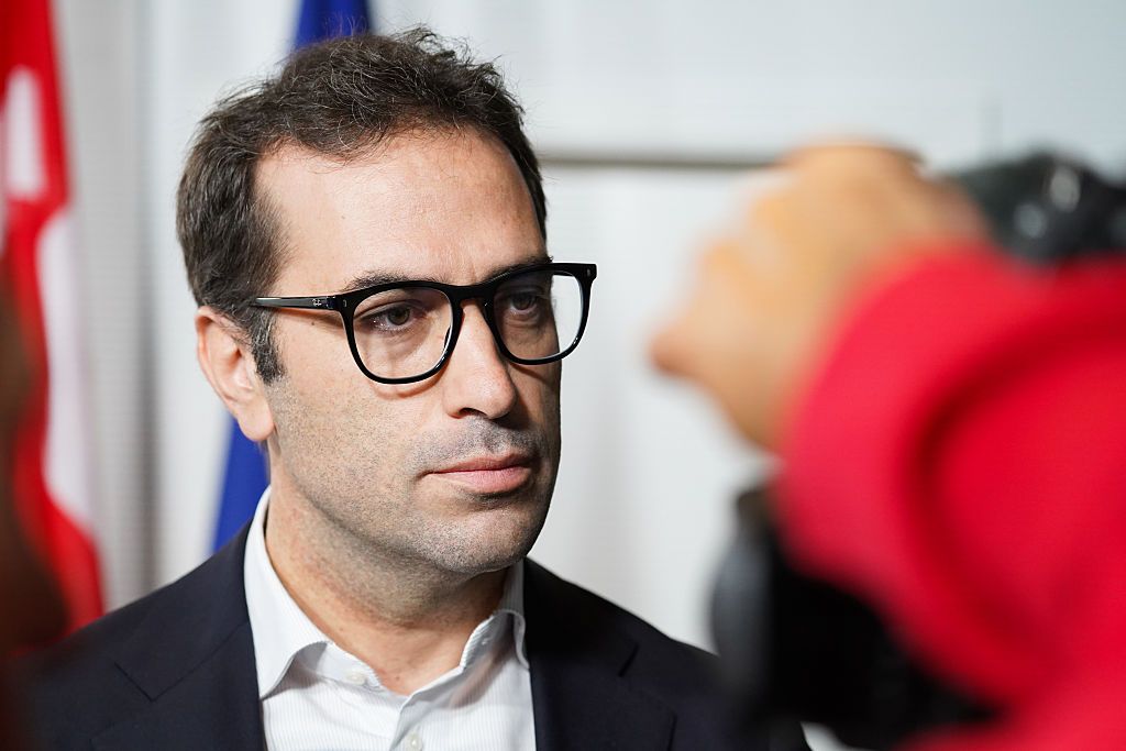 L’Espagne soutient le plan de l’UE sur les avoirs russes gelés