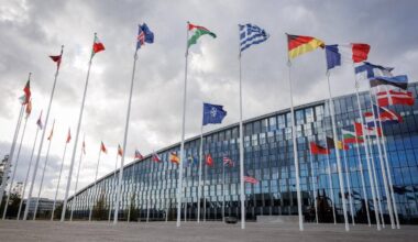 En direct, guerre en Ukraine – Les Etats-Unis promettent «de défendre chaque centimètre du territoire de l’OTAN»