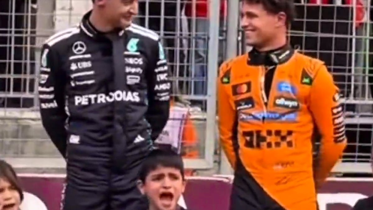 George Russell et Lando Norris: un petit chanteur les a fait rire