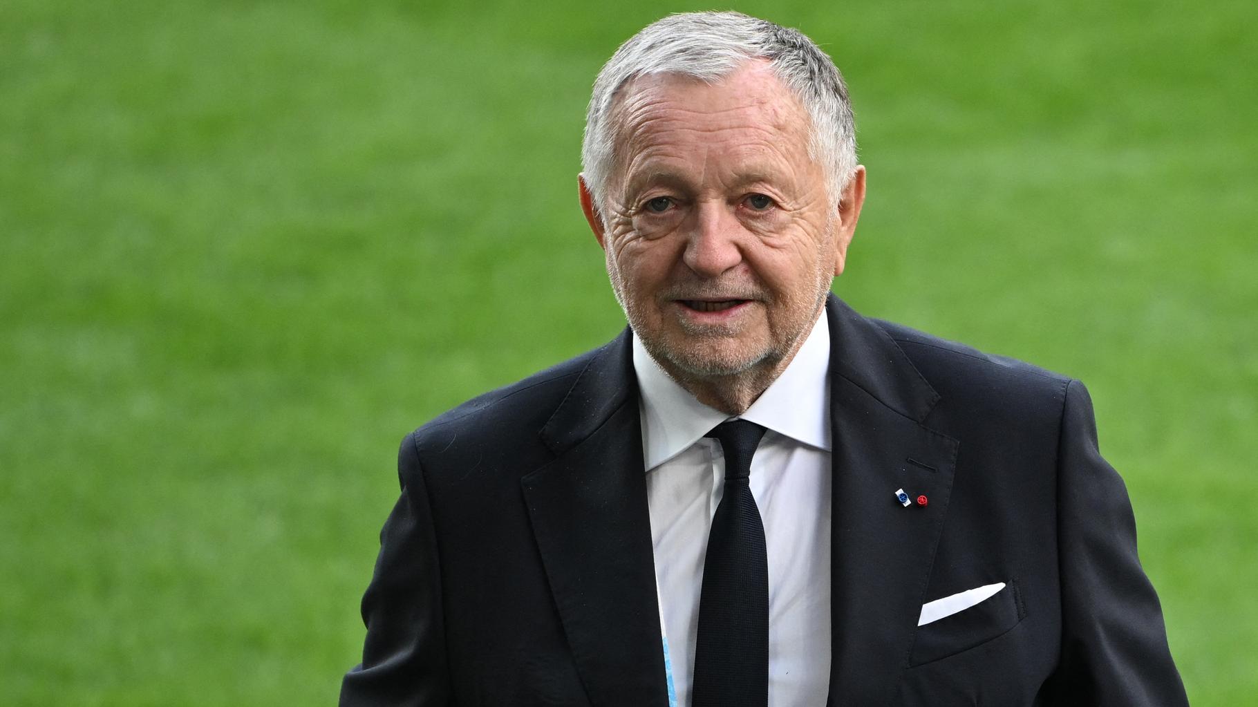 à Lyon, Jean-Michel Aulas reçoit le soutien de Gabriel Attal (en plus de celui de Laurent Wauquiez)