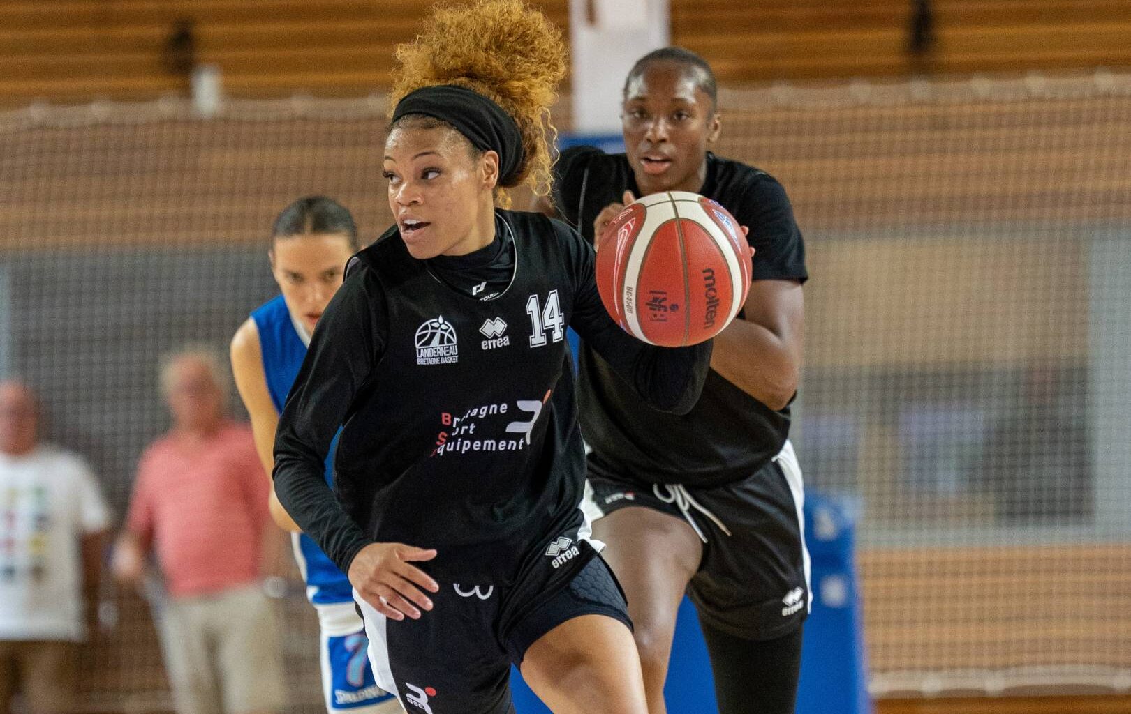 Une entrée difficile pour les clubs de l'élite