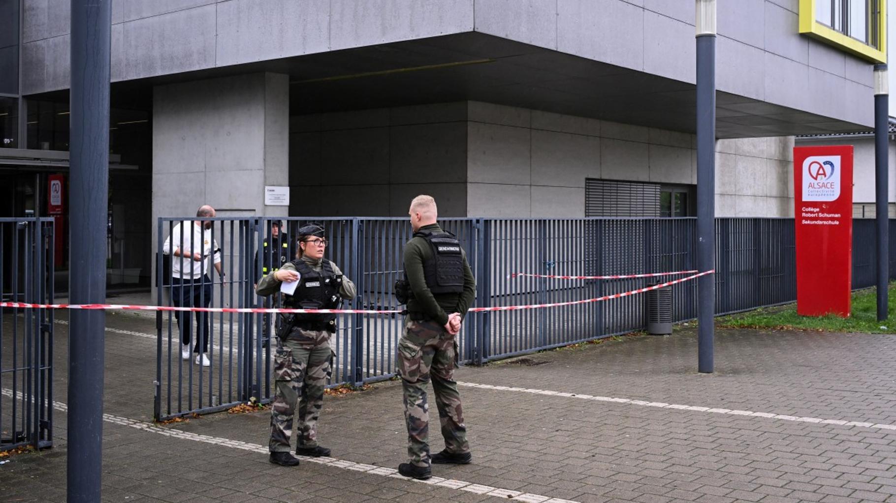Ce que l’on sait du collégien, fasciné par les armes et Hitler, qui a poignardé sa professeure