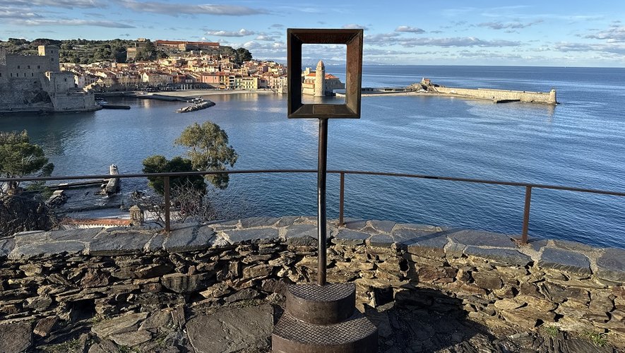"4 000 photos par jour en moyenne" : 30 ans après, les sculptures-cadres Points 2 vue autour du clocher de Collioure de l’artiste MA2F séduisent toujours autant