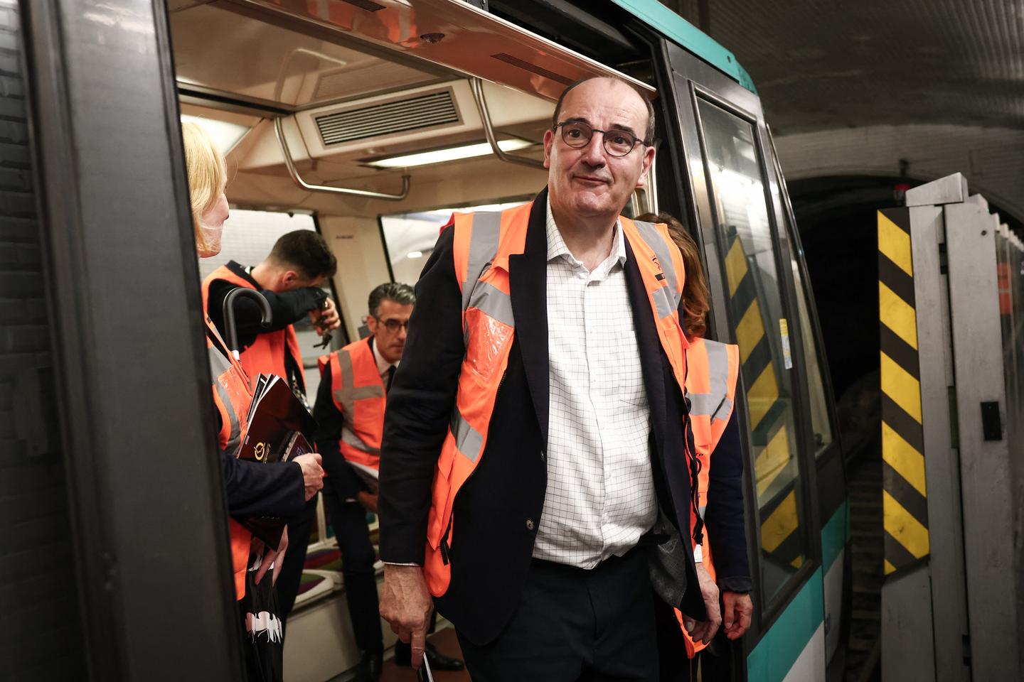 Emmanuel Macron propose son ex-premier ministre Jean Castex comme PDG de la SNCF