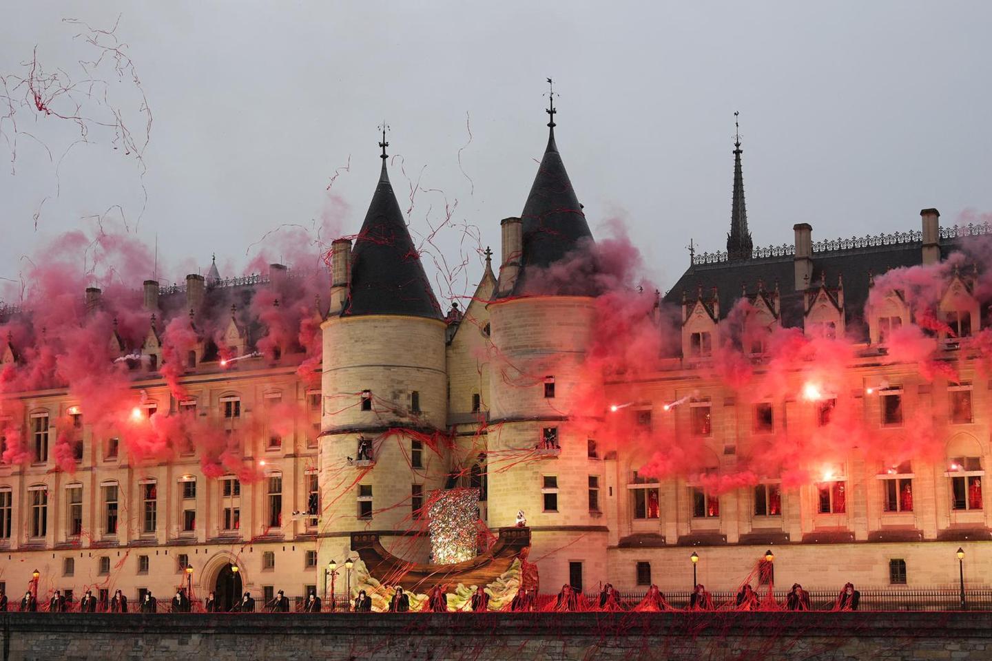 « La puissance, ce n’est pas la force, c’est même l’inverse. C’est la capacité à ne pas l’utiliser »