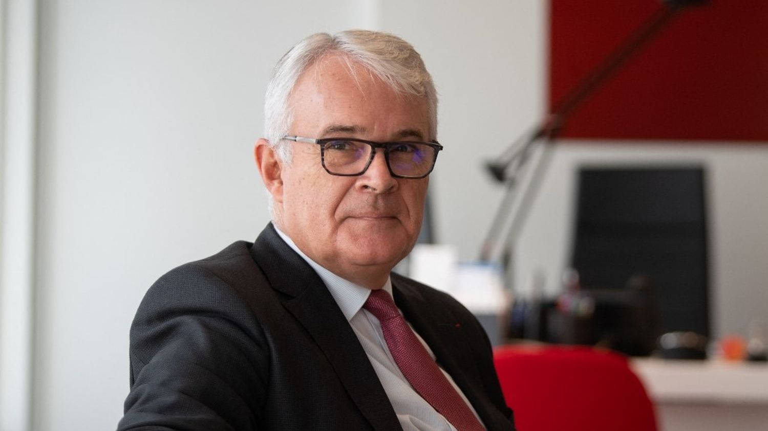 "Nous n'avons pas de haine à exprimer", assure le patron du Parquet national financier