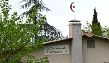 11 arrestations après la découverte de têtes de cochons devant des mosquées franciliennes