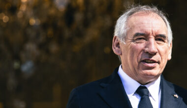 Retraite, protection, chauffeur... Les ministres sortants ont-ils droit à une retraite spécifique ?