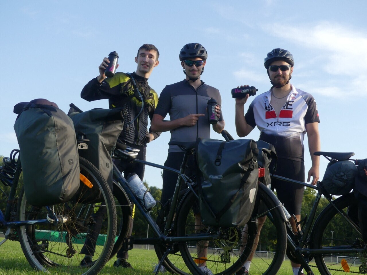 « Sur un coup de tête », ces trois jeunes ont relié Dieppe à Annecy en vélo
