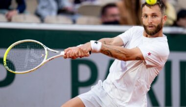 Corentin Moutet et Giovanni Mpetshi Perricard dans le groupe France avant la Croatie