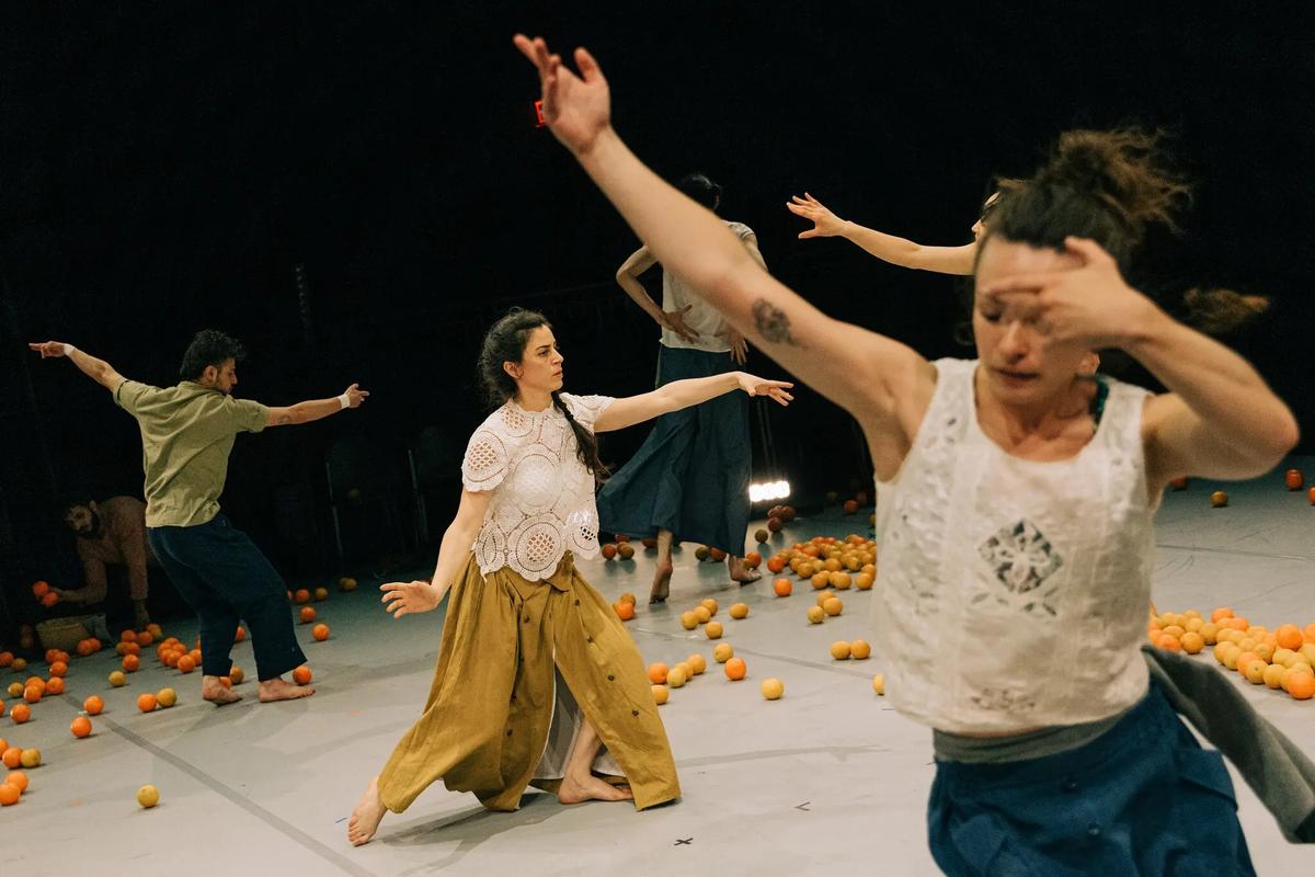 « Gathering » de Samar Haddad King, qui travaille entre la Palestine et New York.