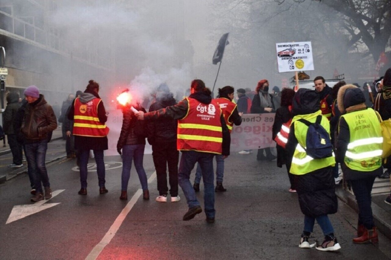 périphérique en partie bloqué et lycéens mobilisés
