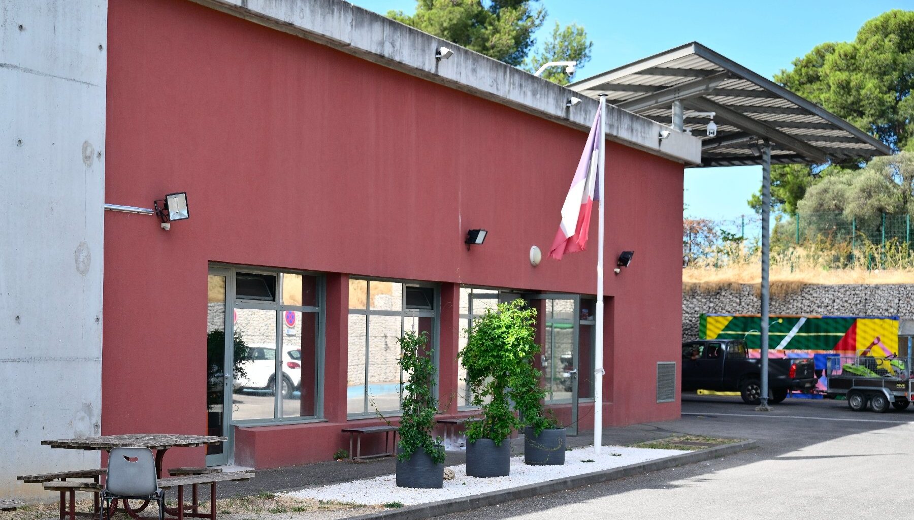 Un mois après un rapport accablant, la prison pour mineurs de Marseille entame sa rénovation