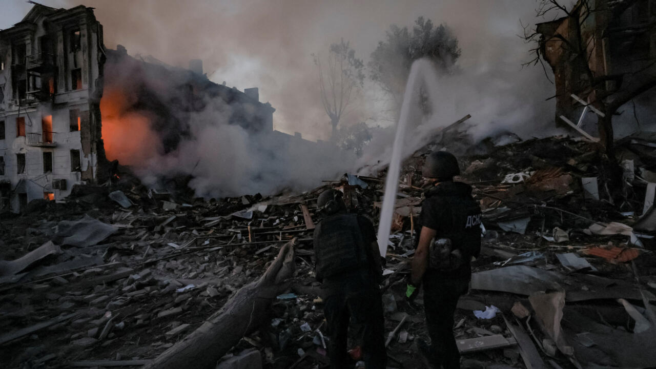 Est de l’Ukraine, lâcher du terrain ou combattre jusqu’au bout ?