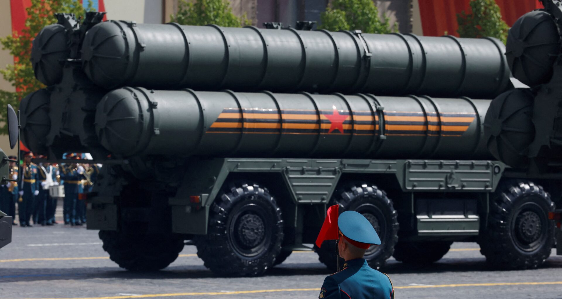 La Russie en pourparlers pour fournir davantage de systèmes de missiles S-400 à l'Inde