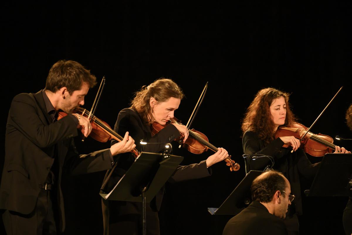 Les violonistes Gabriel Grosbard et Marie Rouquié et l’altiste Tiphaine Coquempot ont joué des partitions de Carl Philipp Emanuel qui annoncent déjà Mozart ou Haydn.