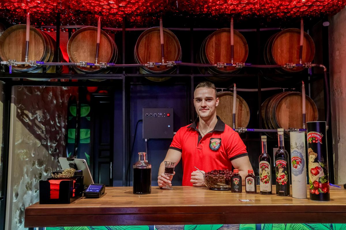 À Bordeaux, ce bar « unique en France » est le point d’ancrage de la culture ukrainienne