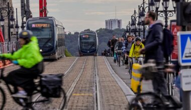après des mois de travaux, les usagers retrouvent le tramway à Bordeaux