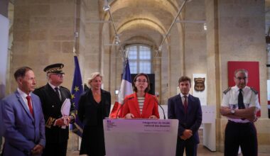 le nouveau parcours du musée des Douanes inauguré par Amélie de Montchalin