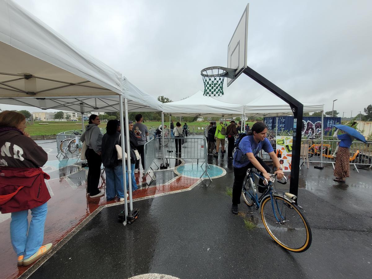 Malgré la pluie, la bourse aux vélos a été bien fréquentée.