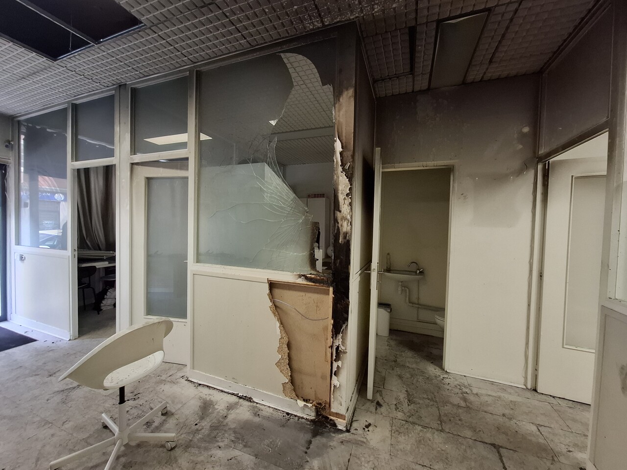 L’intérieur de la bijouterie est calciné. (© JL/76actu)