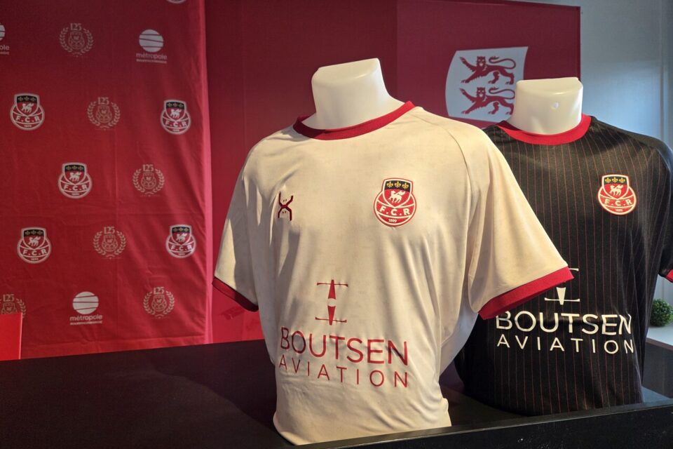 Les maillots avec le nouveau sponsor qui va être inauguré contre Orléans ce vendredi 19 septembre 2025.
