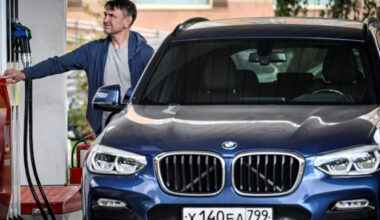 Frappes ukrainiennes sur les raffineries et forte demande: en Russie, l'essence devient chère - 12/09/2025 à 13:22