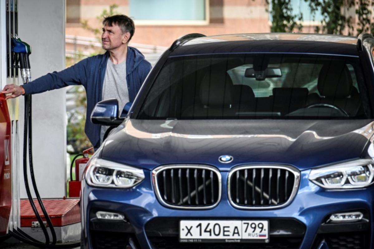 Frappes ukrainiennes sur les raffineries et forte demande: en Russie, l'essence devient chère - 12/09/2025 à 13:22