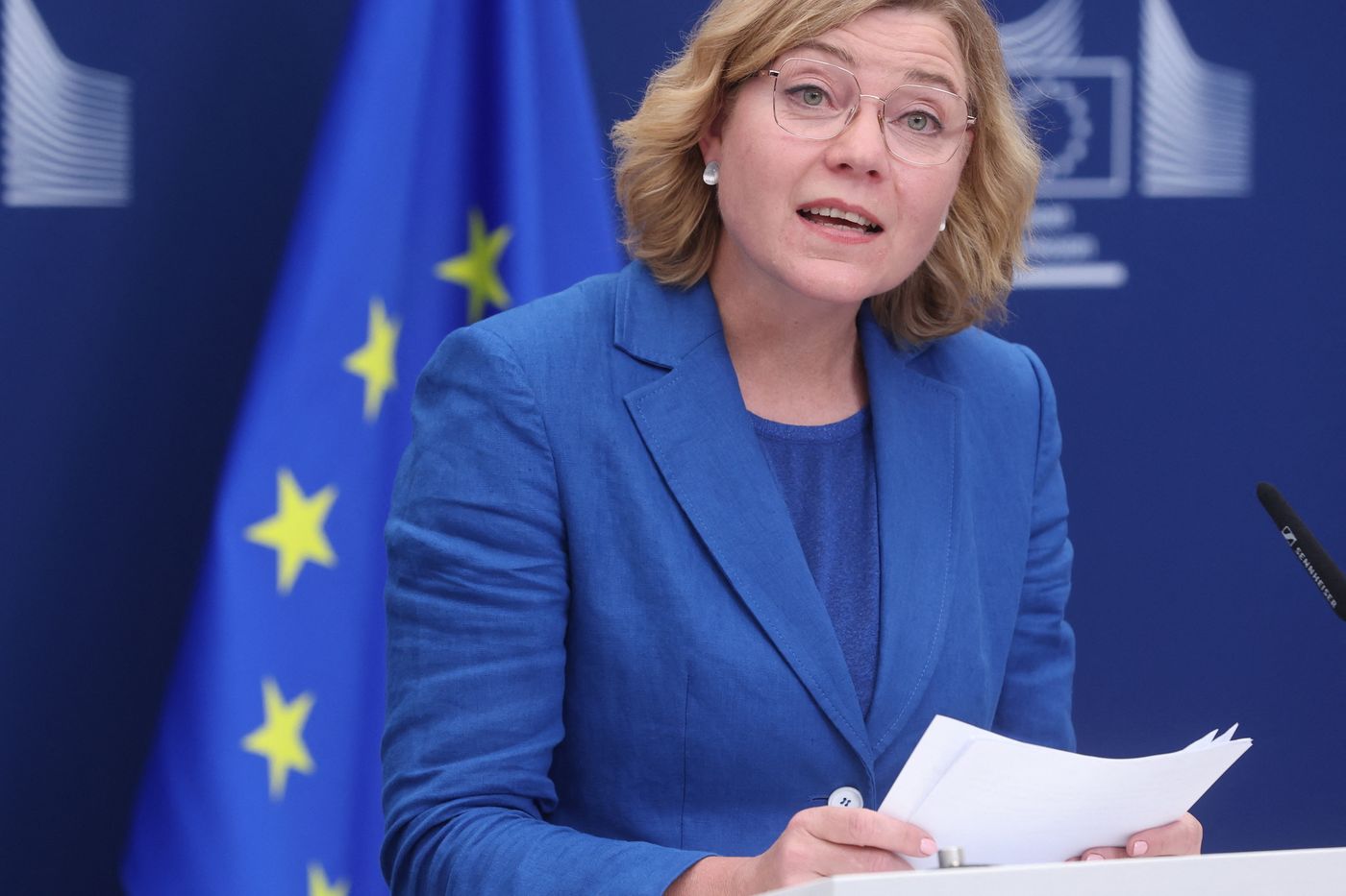 l’UE suivra ses propres règles sur la tech, dit la Commission européenne
