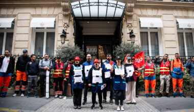 Dans les hôtels de luxe parisiens, la révolte des femmes et valets de chambre sans papiers