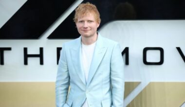 Le Britannique Ed Sheeran sort un huitième album, "Play" : Actualités