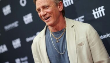 Daniel Craig sur le tapis rouge de Toronto pour "À couteaux tirés" : Actualités