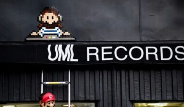 Le street artiste In the Woup, des vieux Mario aux mosaïques urbaines : Actualités
