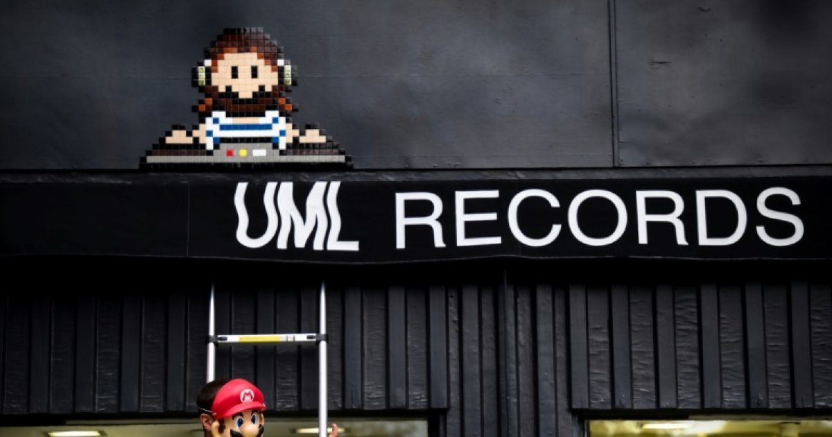 Le street artiste In the Woup, des vieux Mario aux mosaïques urbaines : Actualités
