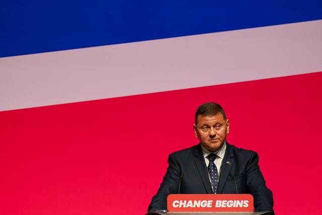 Valeri Zaloujny s’adresse aux élus du Parti travailliste à Liverpool le 22 septembre 2024. 