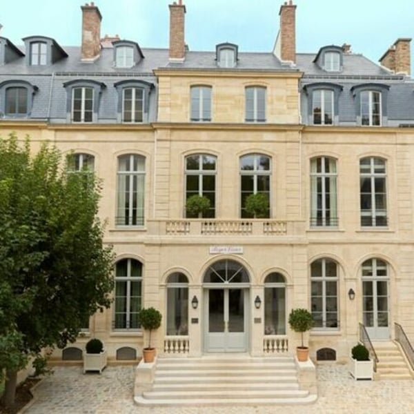 Roger Vivier dévoile son nouveau siège parisien
