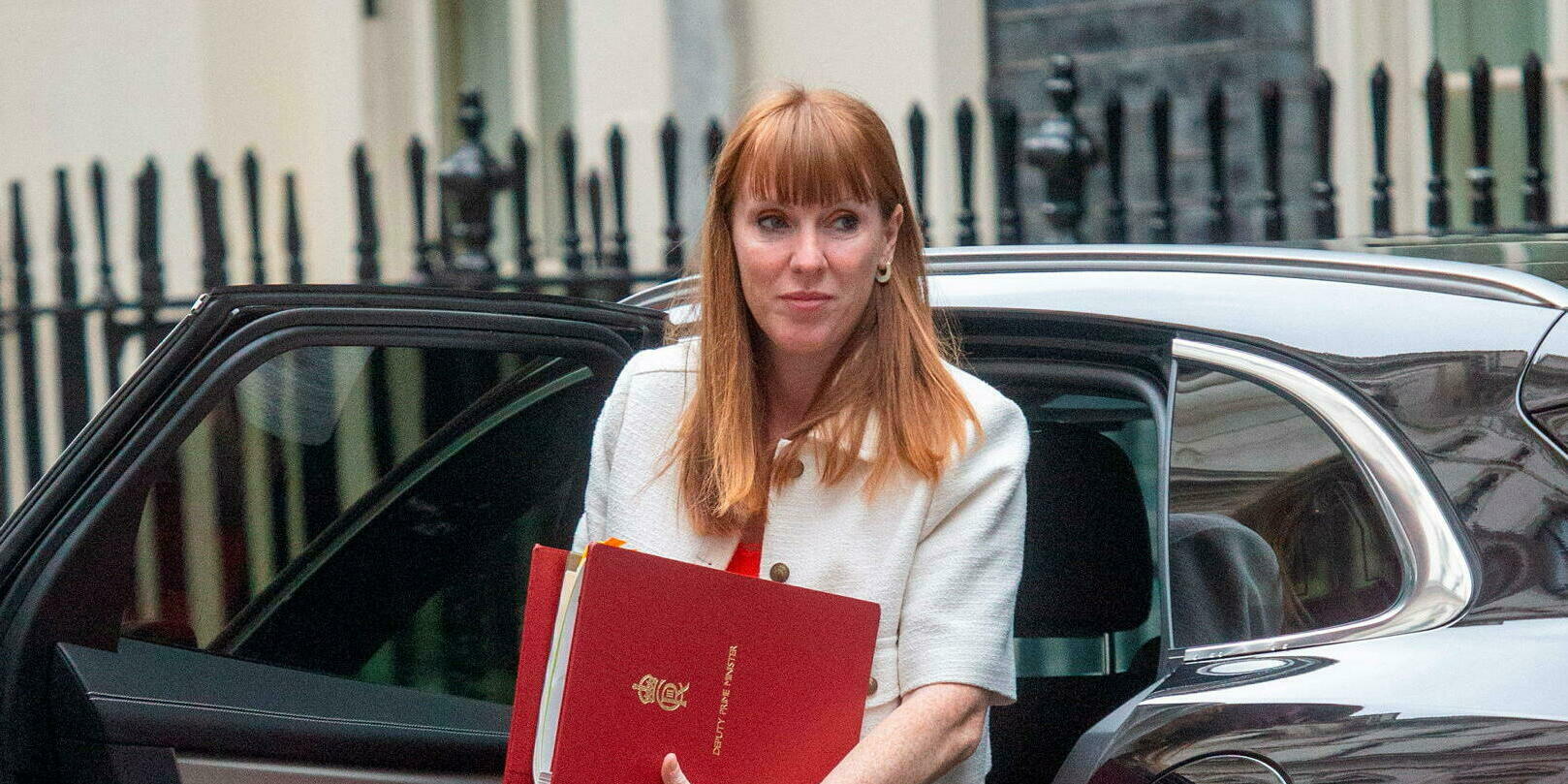 pourquoi la numéro deux du gouvernement a démissionné