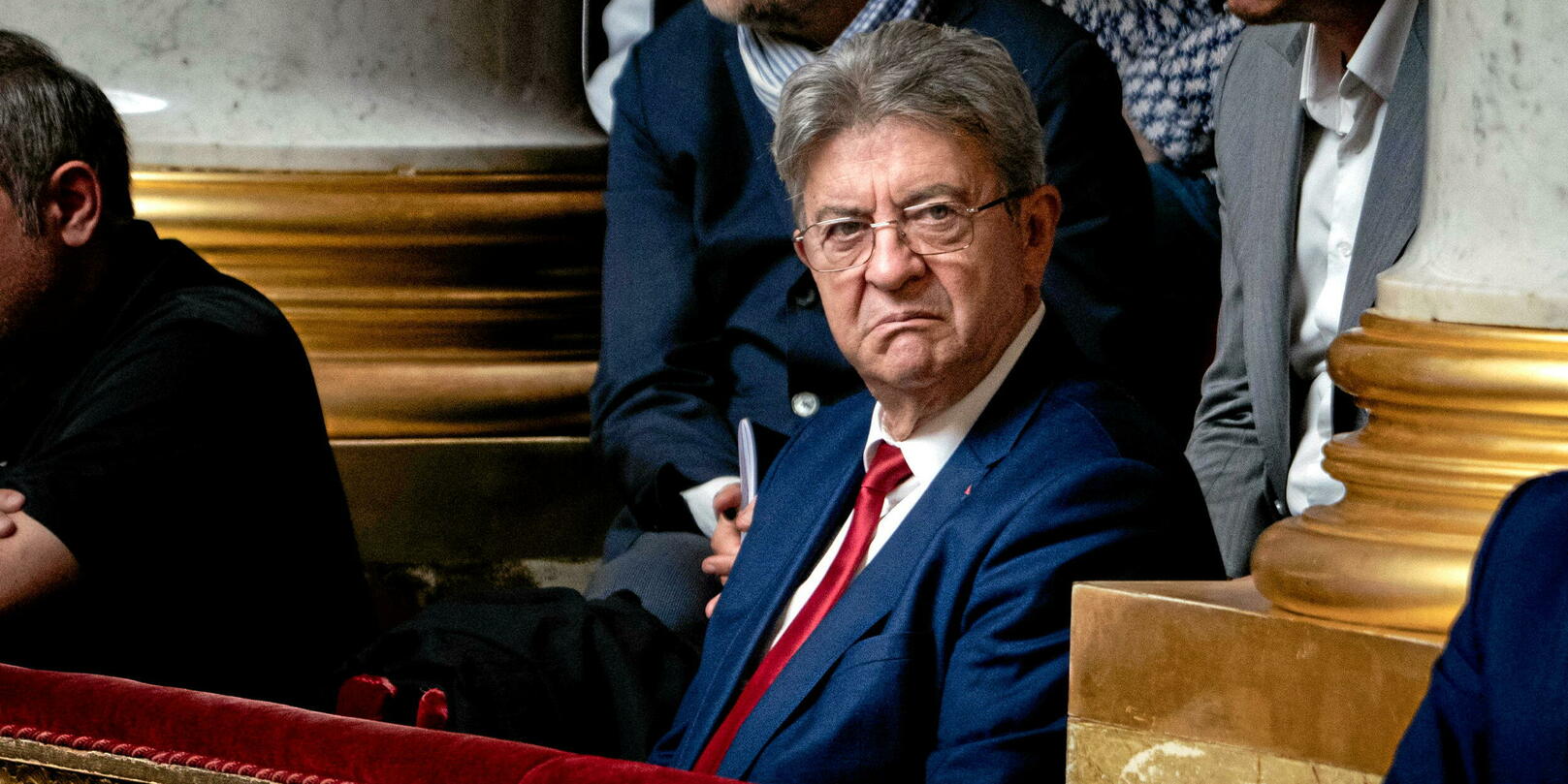 LFI tente de bloquer la parution d’un livre sur ses liens avec les islamistes