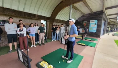 Une heure et demie et 10 € pour découvrir le golf
