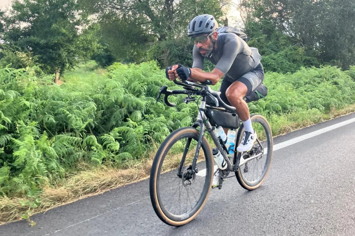 Ce qu'on sait de l'arrestation de Sofiane Sehili en Russie, lors de sa tentative de record de traversée eurasienne à vélo