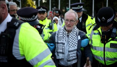 cinq militants arrêtés avant une action de soutien à Palestine Action
