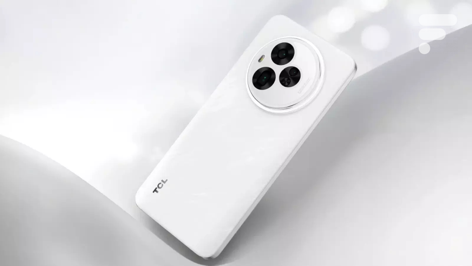 TCL dégaine le plus grand smartphone du marché