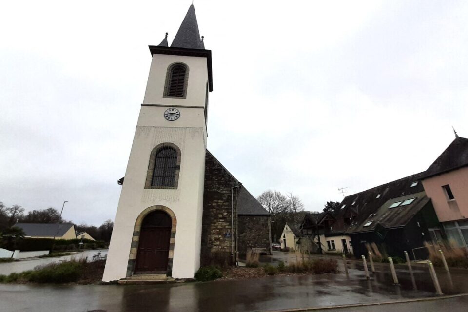 église-saint-etienne-du-gué-de-l'isle-photo-générique-décembre-2023