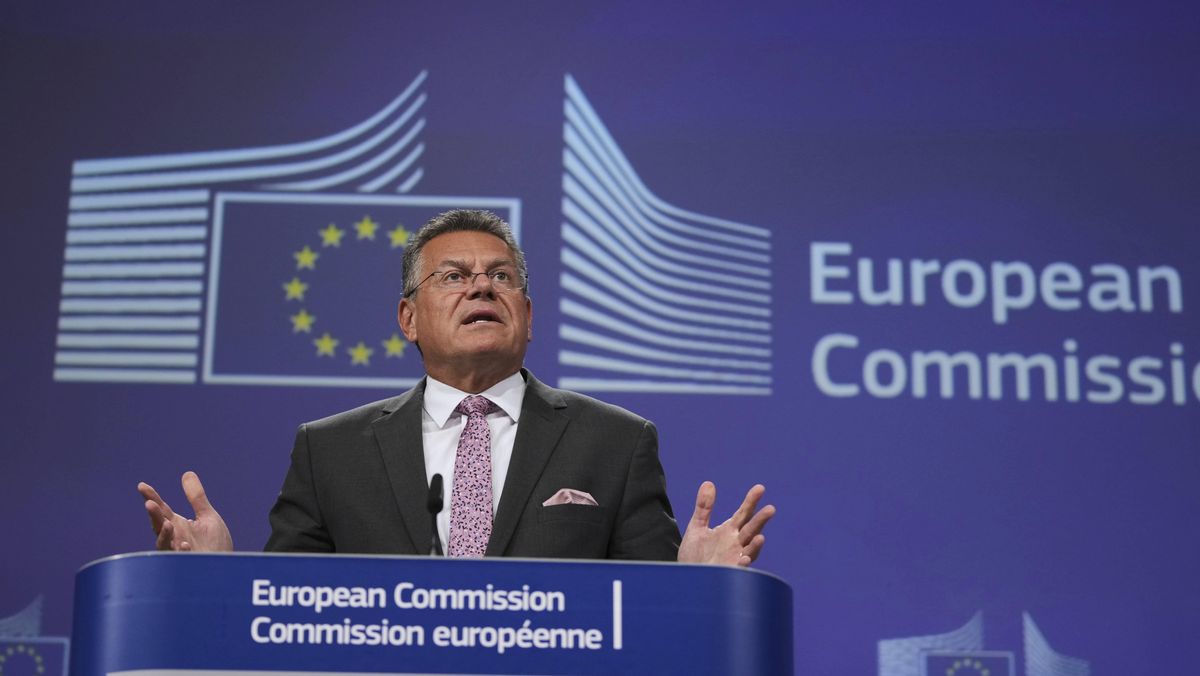 la Commission européenne pousse pour une validation rapide, la France obtient des protections agricoles