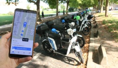 Plutôt Yego ou Cooltra ? On a testé les scooters électriques en libre-service à Paris