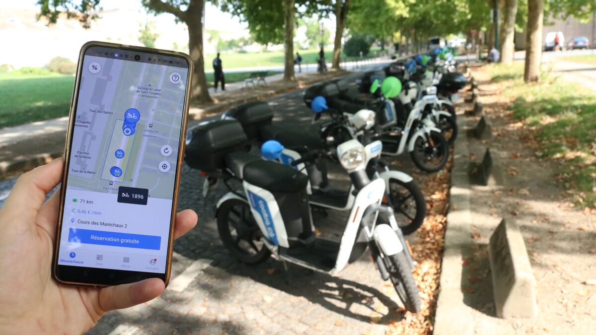 Plutôt Yego ou Cooltra ? On a testé les scooters électriques en libre-service à Paris