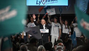 pour son premier meeting de candidat à Lyon, Jean-Michel Aulas charge les écologistes